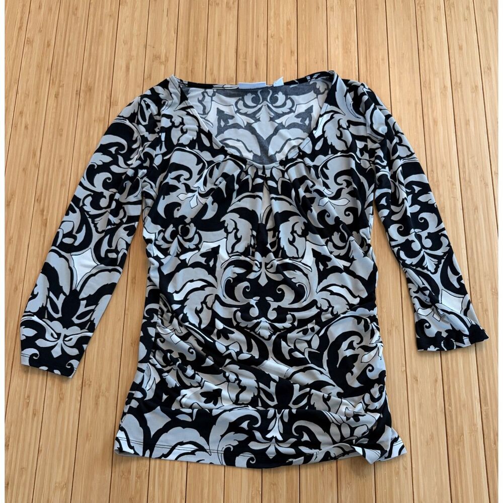 New York & Company Women’s Size Small Black & White Damask 3/4 Sleeve Top